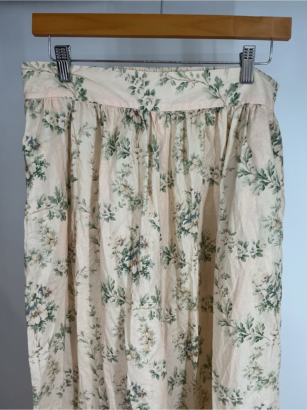 Selkie Cream Wide Leg Pants with Green Floral Print Size M - Picture 2 of 5